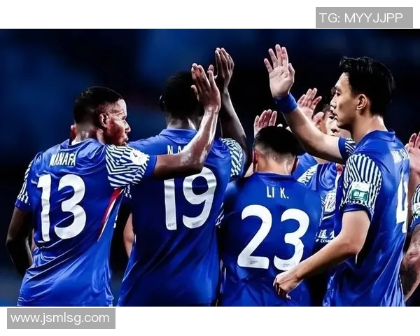 申花迎战布伦瑞克力争在主场展现出色表现与团队实力 申花迎战布伦瑞克力争在主场展现出色表现与团队实力